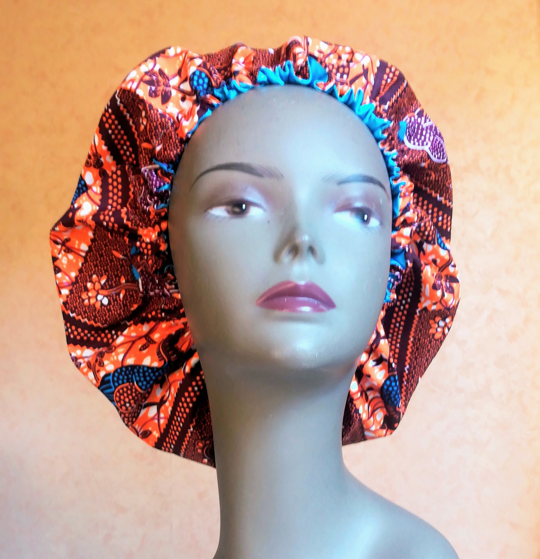 Bonnet Cheveux Adjibola en Tissu Wax et Satin de Soie - be-AMY