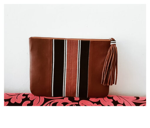 Pochette Brown fait en tissu wax