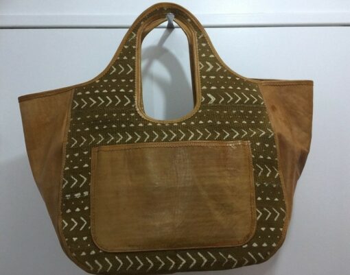 Grand sac femme fait en cuir et bogolan